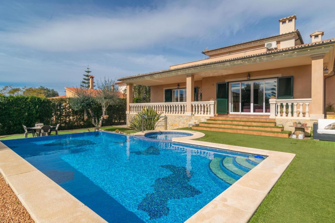 Villa Joan Deia Escultor *